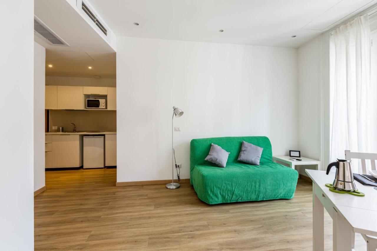 Top Accommodations In The Heart Of Milano! Dış mekan fotoğraf